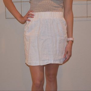 White cloth skirt